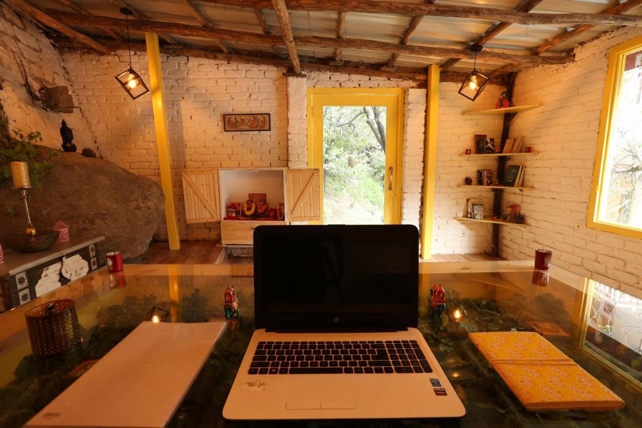 The Culture Nation Hostel Manali Exteriör bild